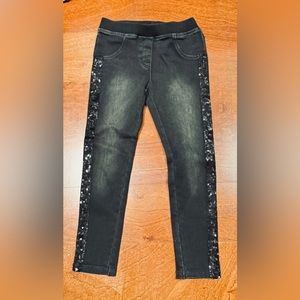 Black jeans/leggings size 4 with sequins in the sides. Boboli. New!